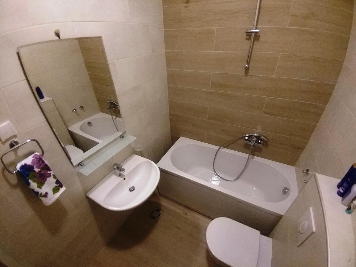 Jc10 Apartment 3 Bedroom, Free Parking, 73Sqm نوفي ساد المظهر الخارجي الصورة